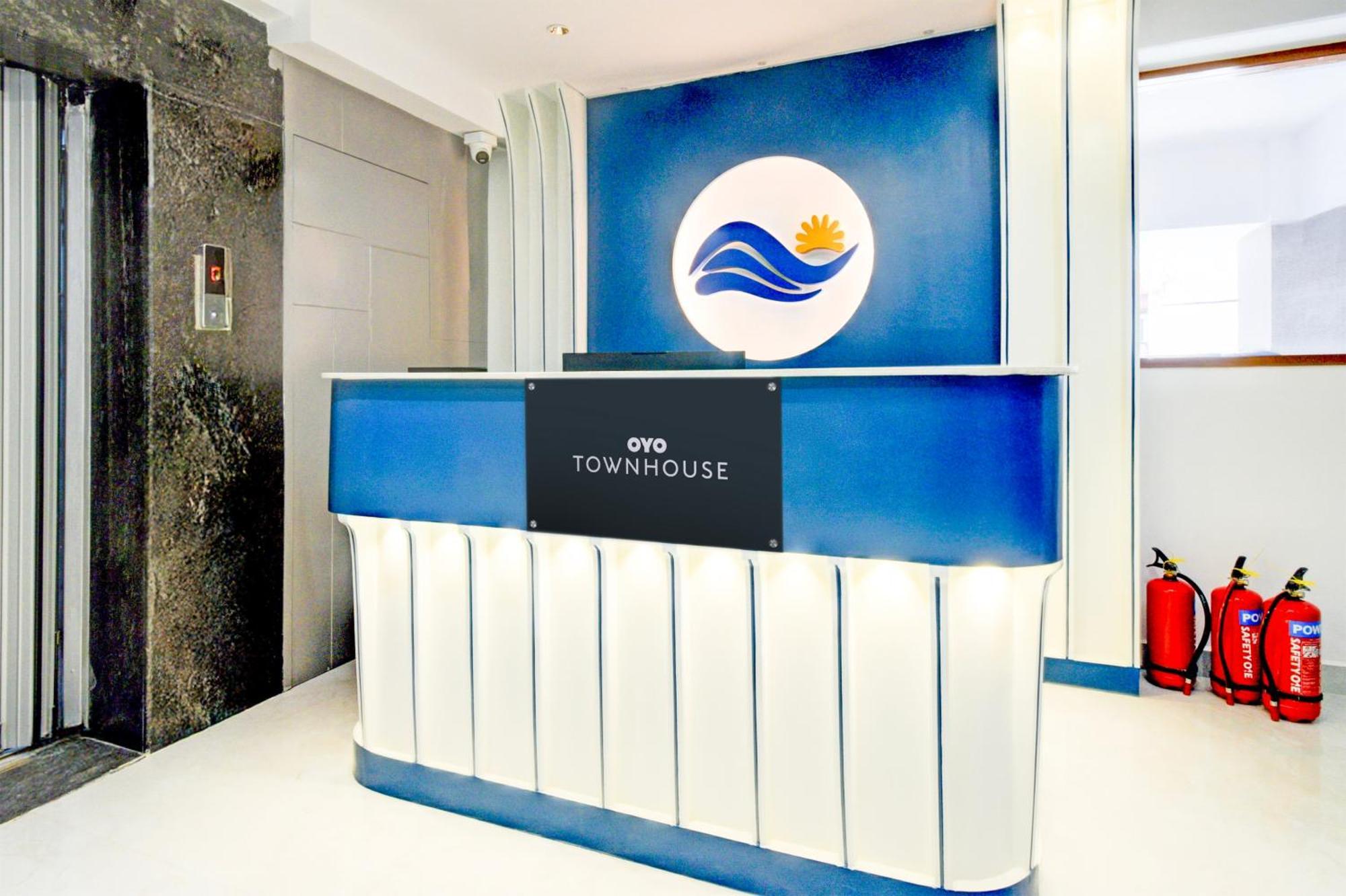 Townhouse Aarav Business Hotel Haydarabad Dış mekan fotoğraf