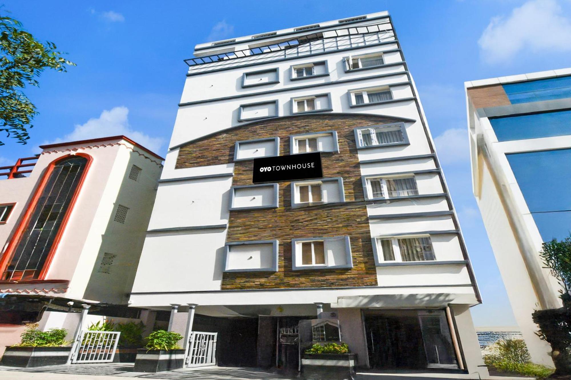 Townhouse Aarav Business Hotel Haydarabad Dış mekan fotoğraf